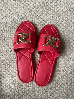 AEROSOLES Red Quilted Slide Sandals with Gold Chain Accent